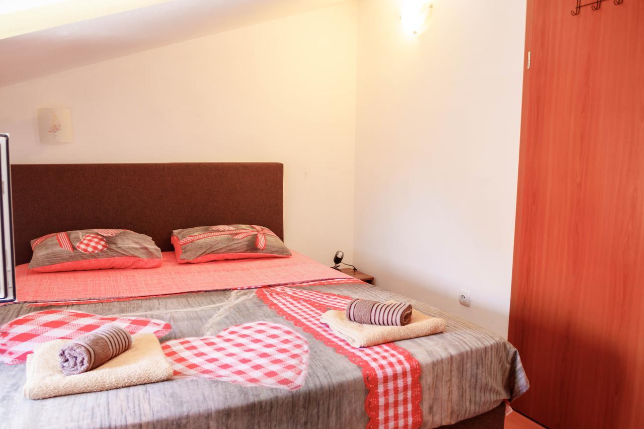 Apartmani Petar ティヴァト エクステリア 写真