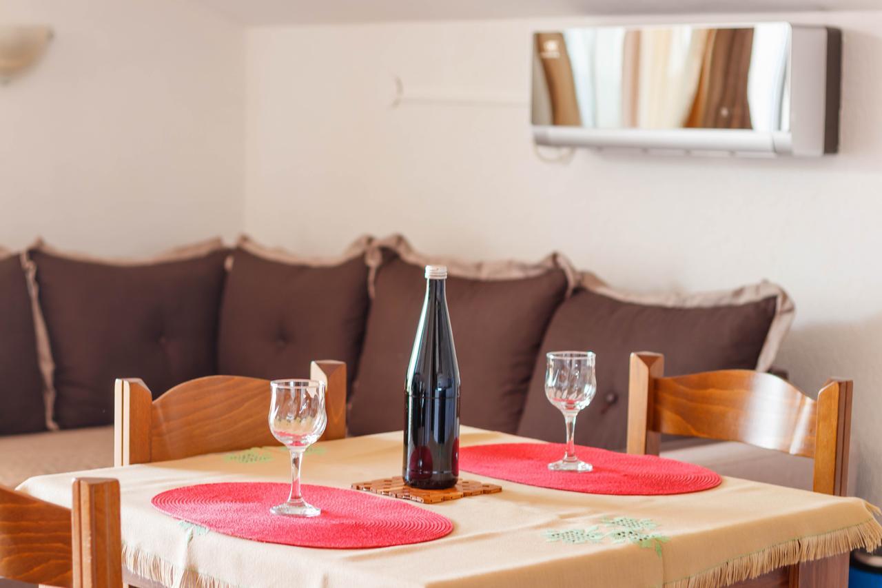 Apartmani Petar ティヴァト エクステリア 写真